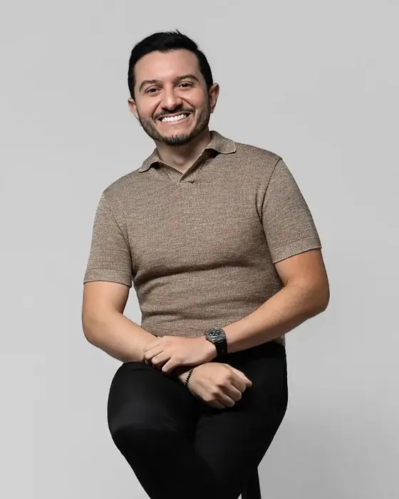 Dr. Pedro Everton